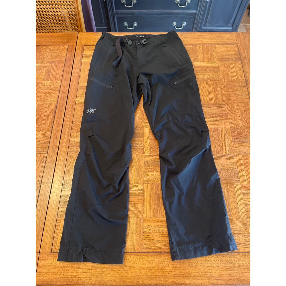 Arc'teryx Black Wide-Leg Outdoor Pants